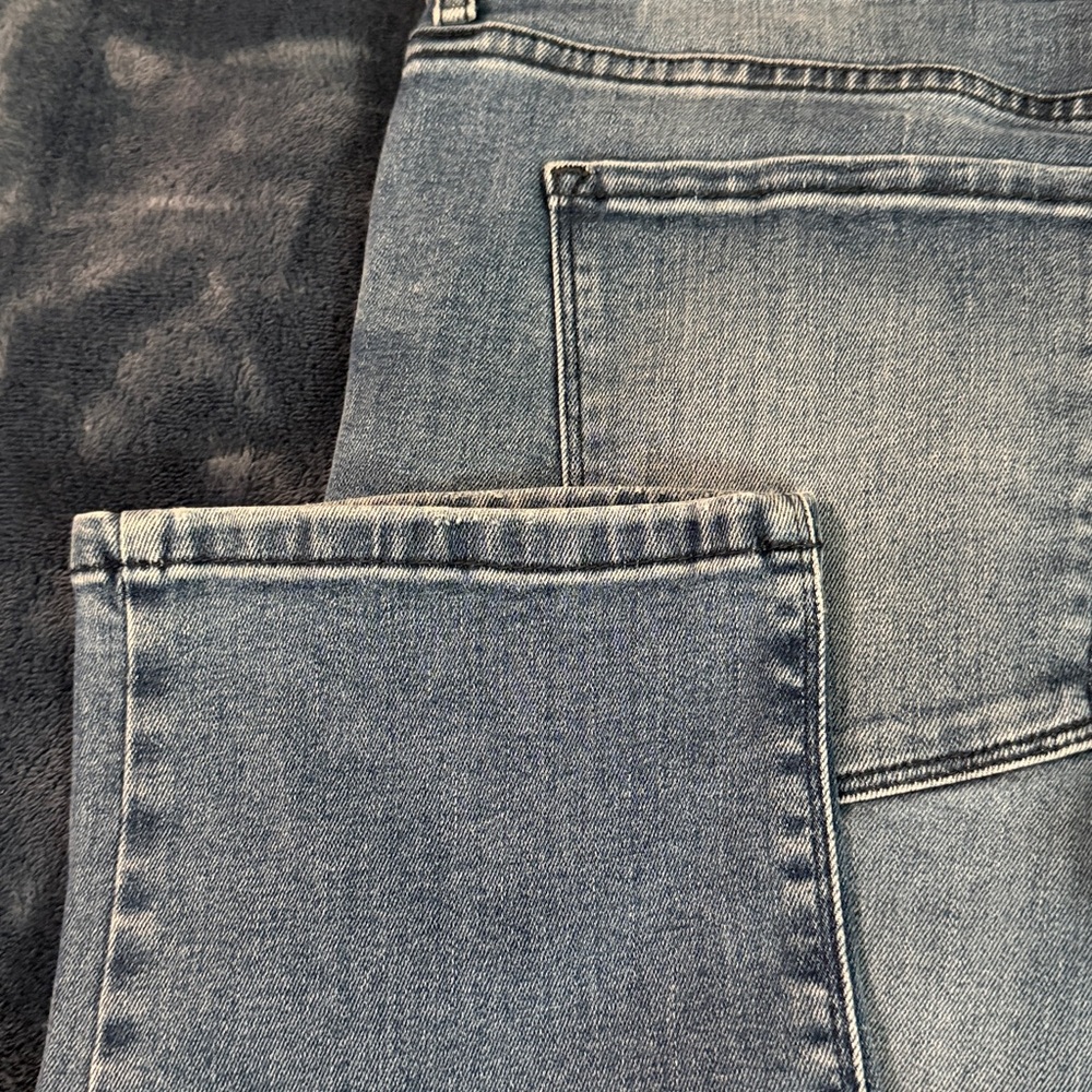 Mott & Bow Men’s Slim Jeans - Blue - Picture 9 of 10